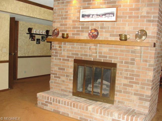 6841 Drexel Dr, Seven Hills, OH 44131 photo 12