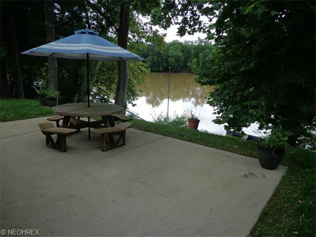 7110 Old River Rd, Philo, OH 43771 photo 7