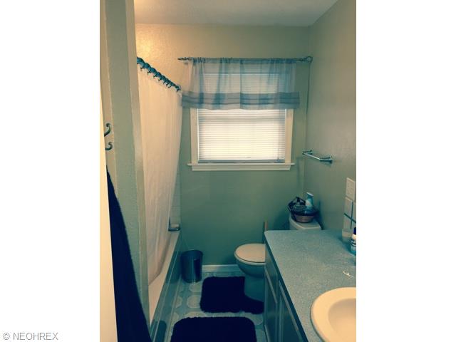 824 Bennett Dr, Elyria, OH 44035 photo 7