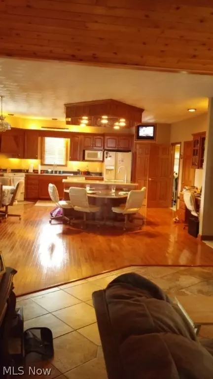 125 Grant Ave, Wheeling, WV 26003 photo 5