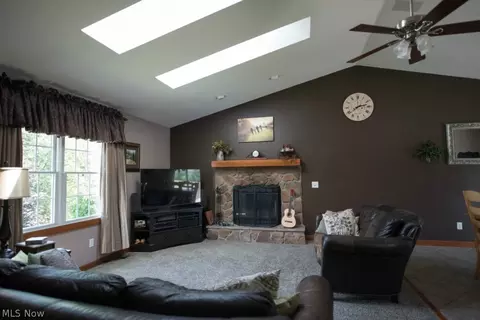 7924 Yoder Rd, Seville, OH 44273 photo 6