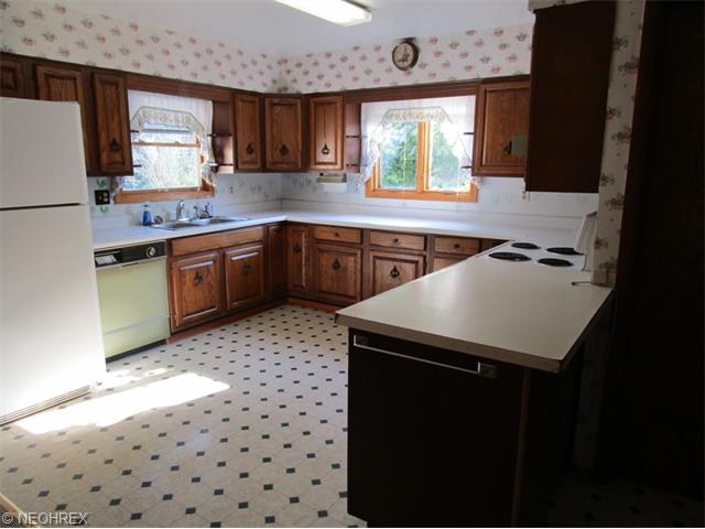 7525 Jefferson Rd, Ashtabula, OH 44004 photo 2