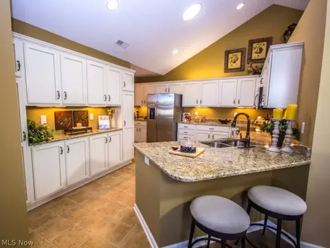 3928 Coventry Ln, Huron, OH 44839 photo 5