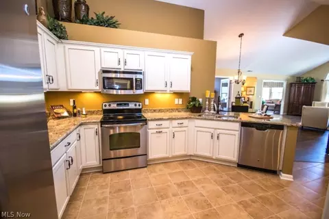 3928 Coventry Ln, Huron, OH 44839 photo 7