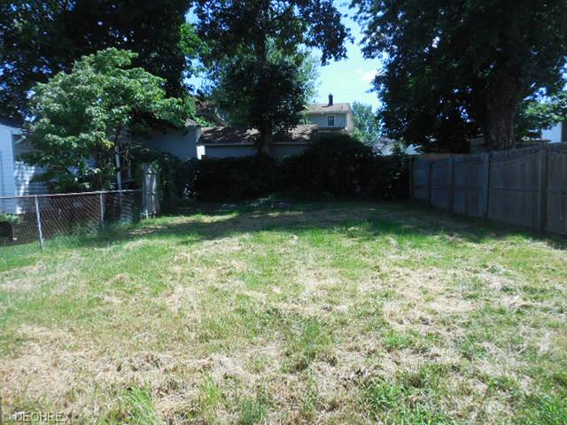 2710 Abbott Pl NW, Canton, OH 44708 photo 2