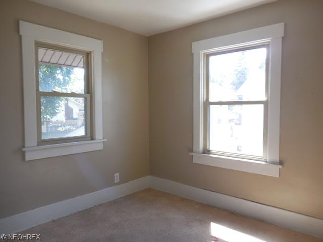 2710 Abbott Pl NW, Canton, OH 44708 photo 9