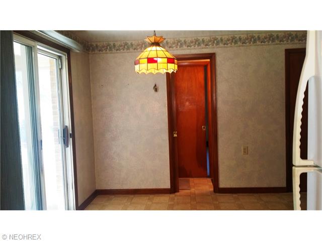 9929 E River Rd, Elyria, OH 44035 photo 4