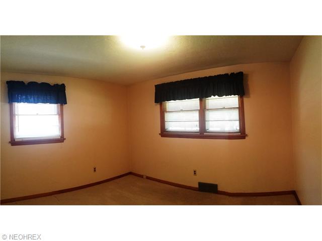 9929 E River Rd, Elyria, OH 44035 photo 7