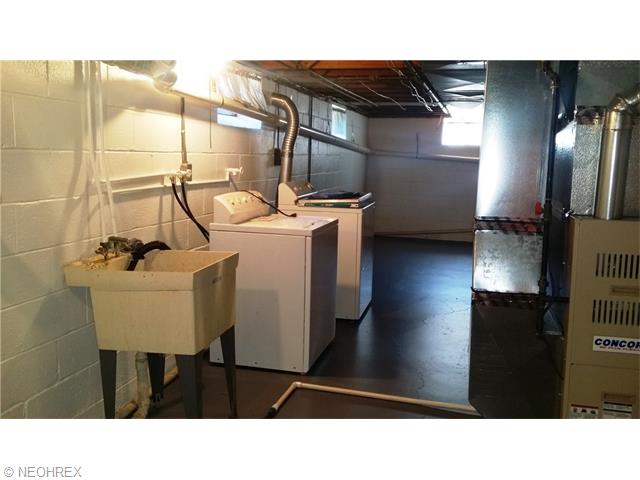 9929 E River Rd, Elyria, OH 44035 photo 13