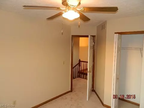 124 Falcon St, Elyria, OH 44035 photo 18