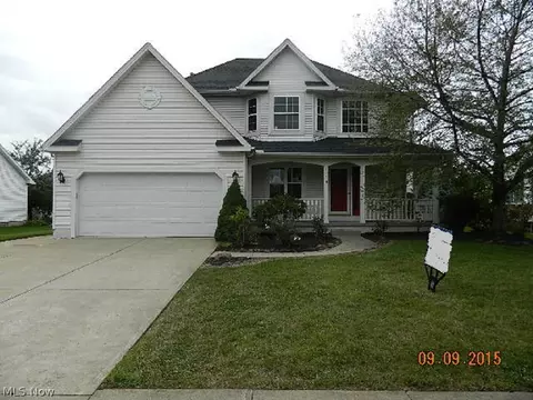 124 Falcon St, Elyria, OH 44035 photo 1