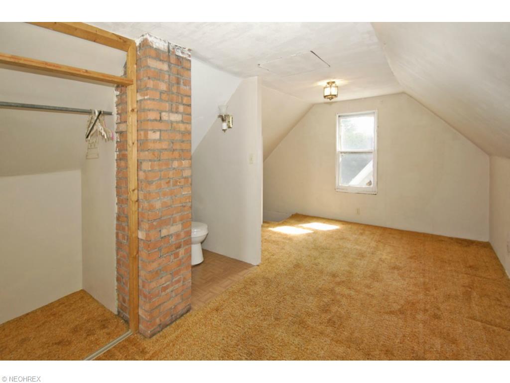 336 Kenyon Ave, Elyria, OH 44035 photo 22