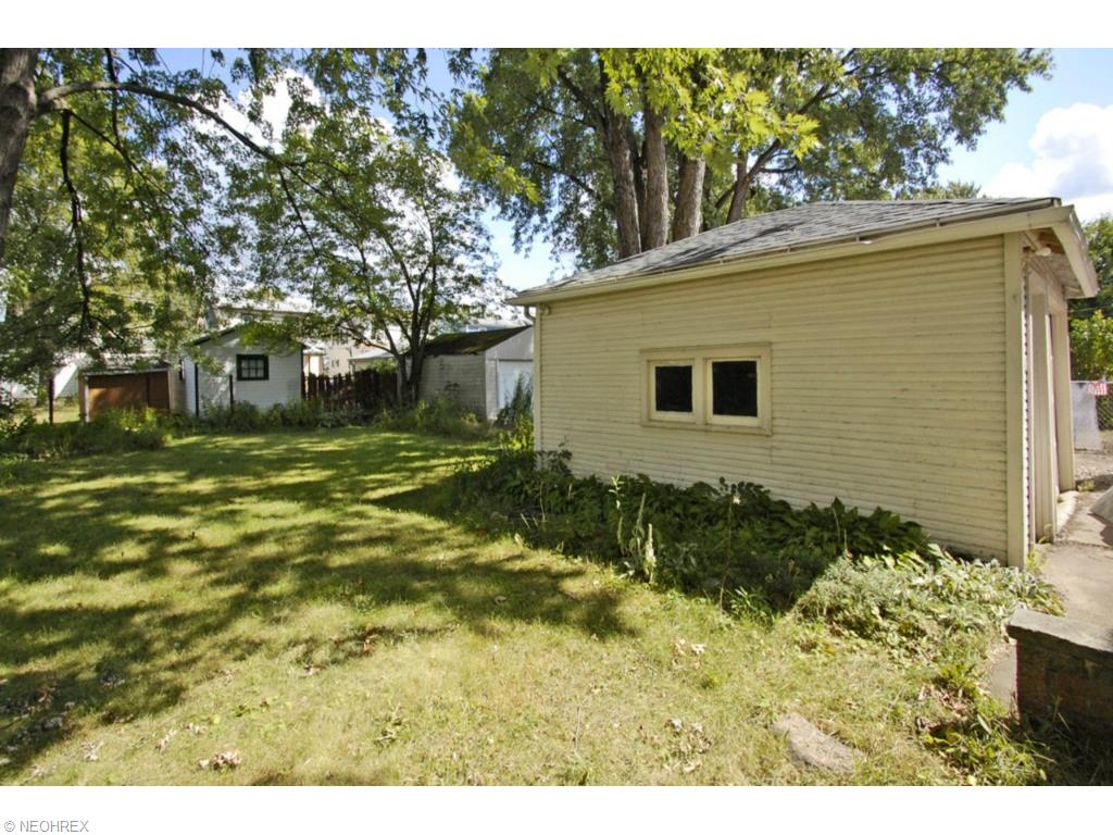 336 Kenyon Ave, Elyria, OH 44035 photo 25