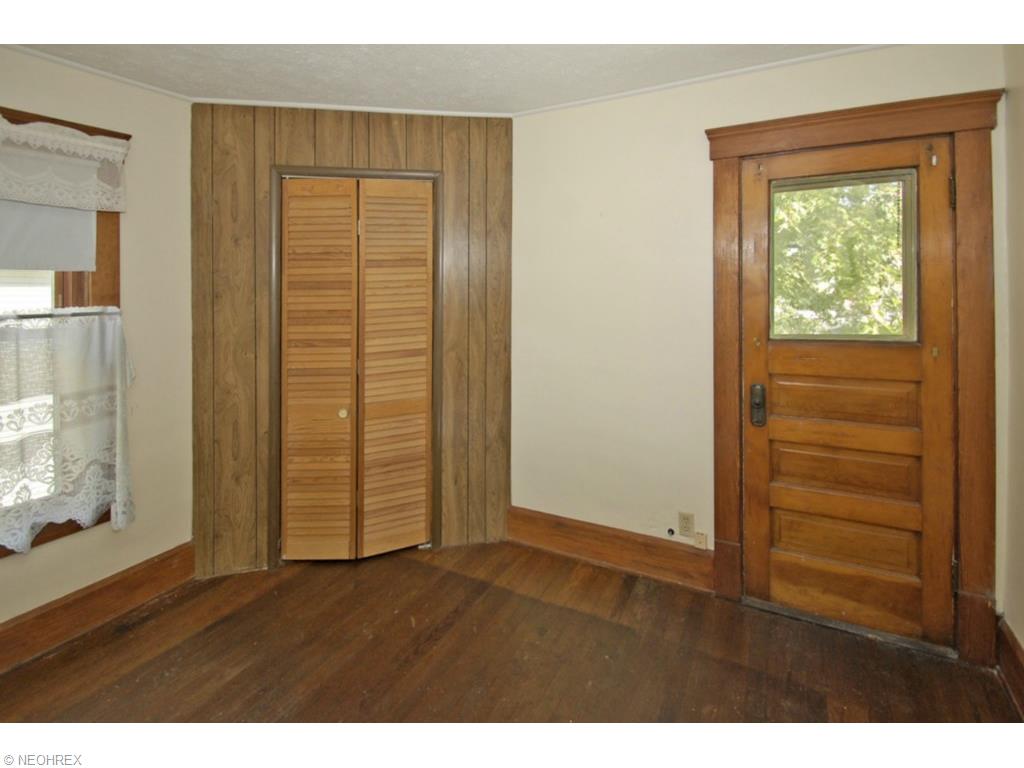 336 Kenyon Ave, Elyria, OH 44035 photo 18