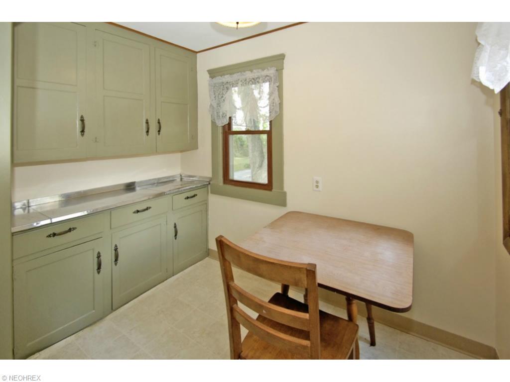 336 Kenyon Ave, Elyria, OH 44035 photo 15