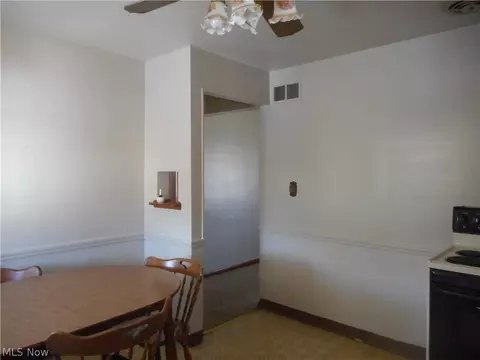 514 W Wilson St, Struthers, OH 44471 photo 10