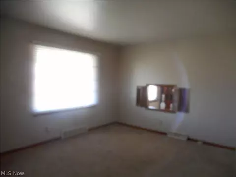 514 W Wilson St, Struthers, OH 44471 photo 3
