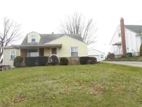 514 W Wilson St, Struthers, OH 44471 photo 1