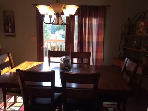 220 High St, Dover, OH 44622 photo 3