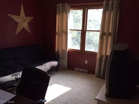 220 High St, Dover, OH 44622 photo 6