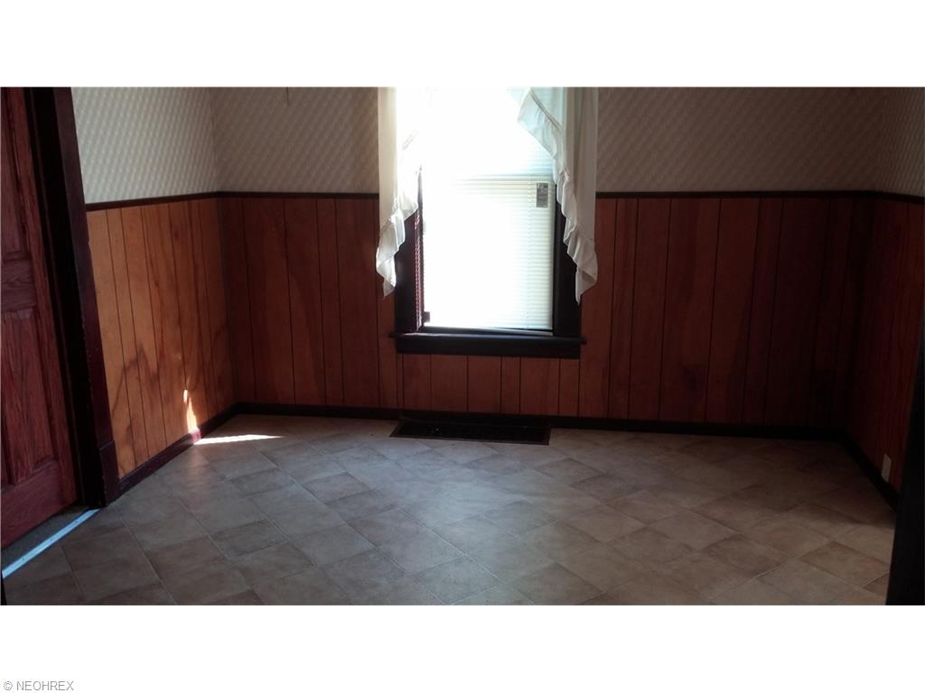 5220 Stark Ave, Ashtabula, OH 44004 photo 9