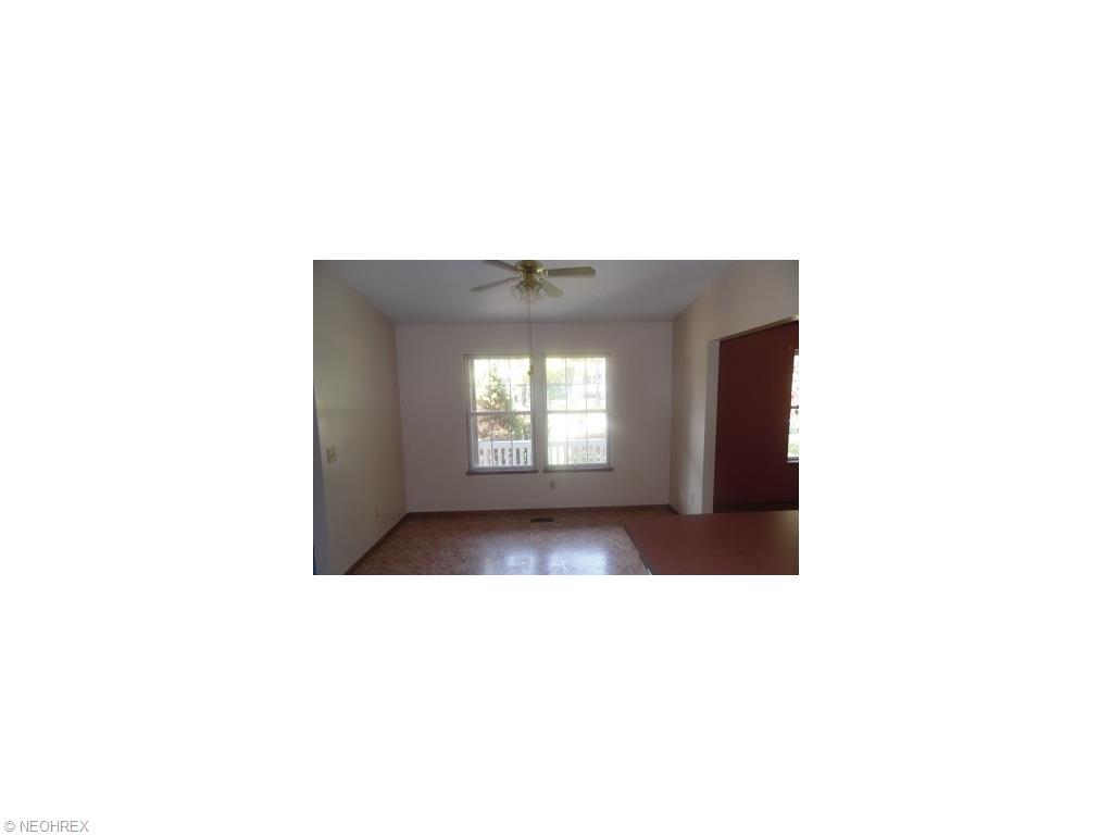 2412 Pleasantview Ave, Ashtabula, OH 44004 photo 12