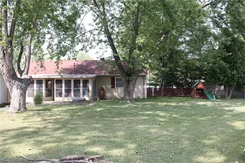 823 Baldwin Ave, Elyria, OH 44035 photo 19