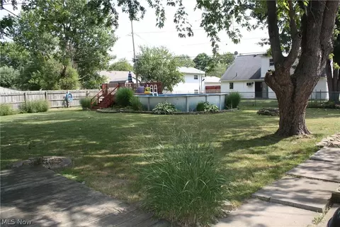 823 Baldwin Ave, Elyria, OH 44035 photo 24
