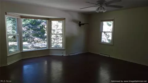 9645 Mentor Rd, Chardon, OH 44024 photo 13