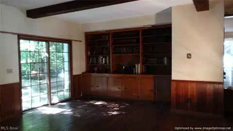 9645 Mentor Rd, Chardon, OH 44024 photo 6