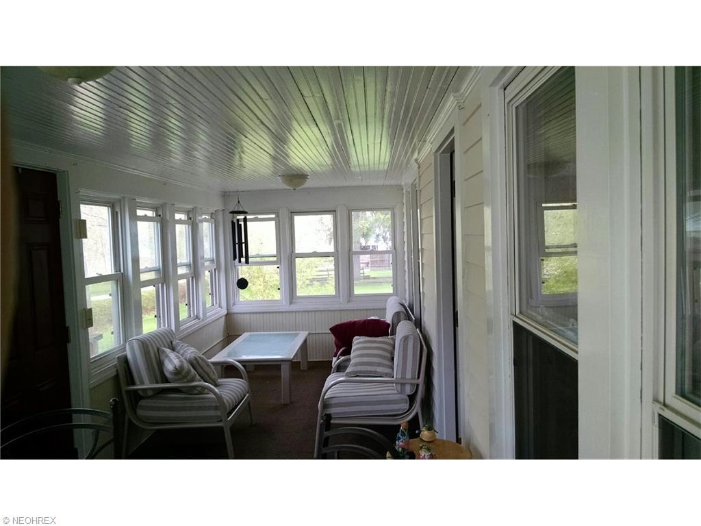 3232 Dickenson Rd, Ashtabula, OH 44004 photo 2