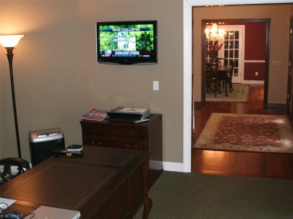 35995 Pepper Dr, Solon, OH 44139 photo 13