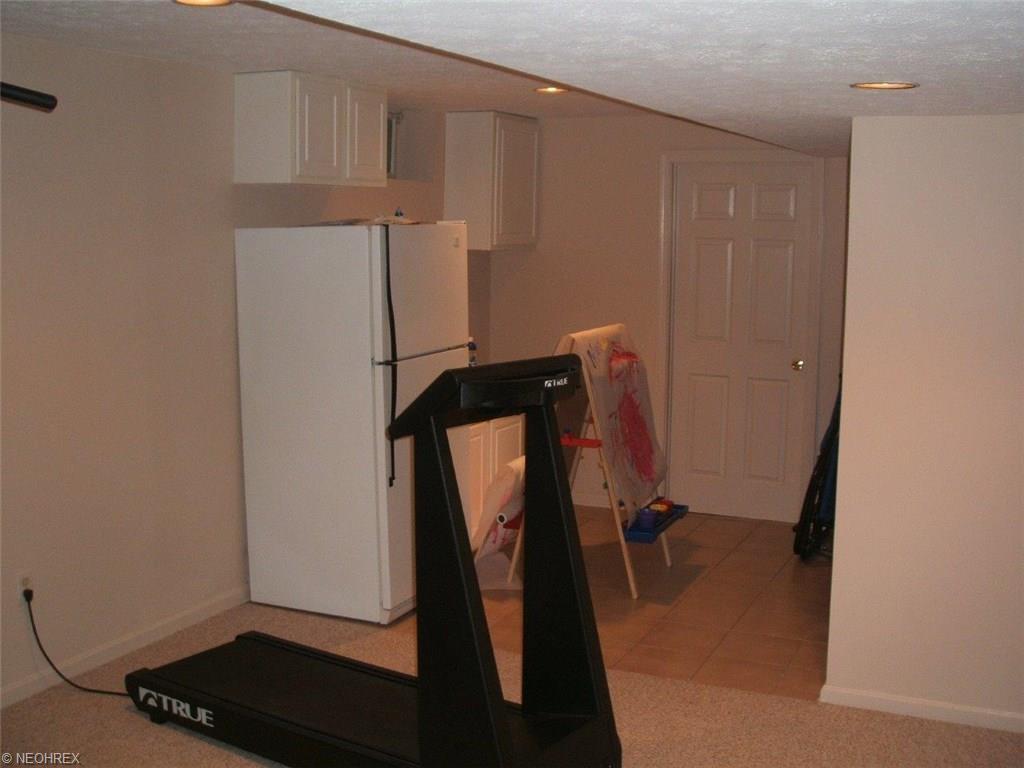 35995 Pepper Dr, Solon, OH 44139 photo 16
