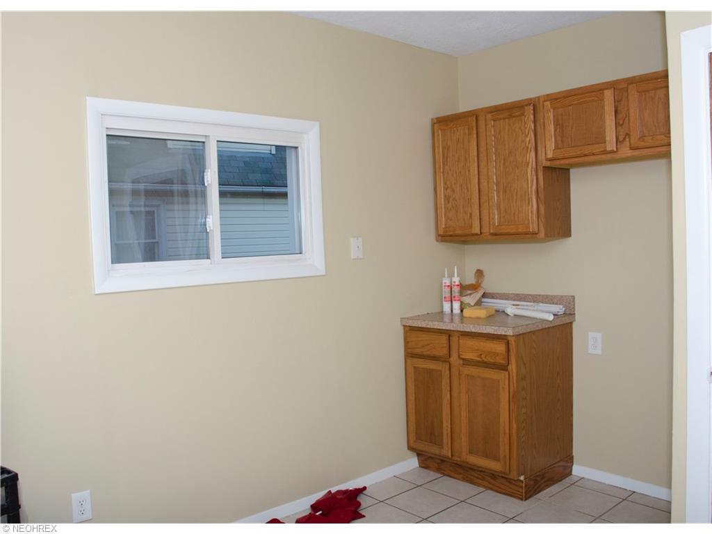 1925 E 29th St, Lorain, OH 44055 photo 14