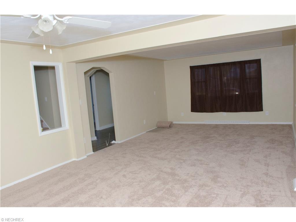 1925 E 29th St, Lorain, OH 44055 photo 7