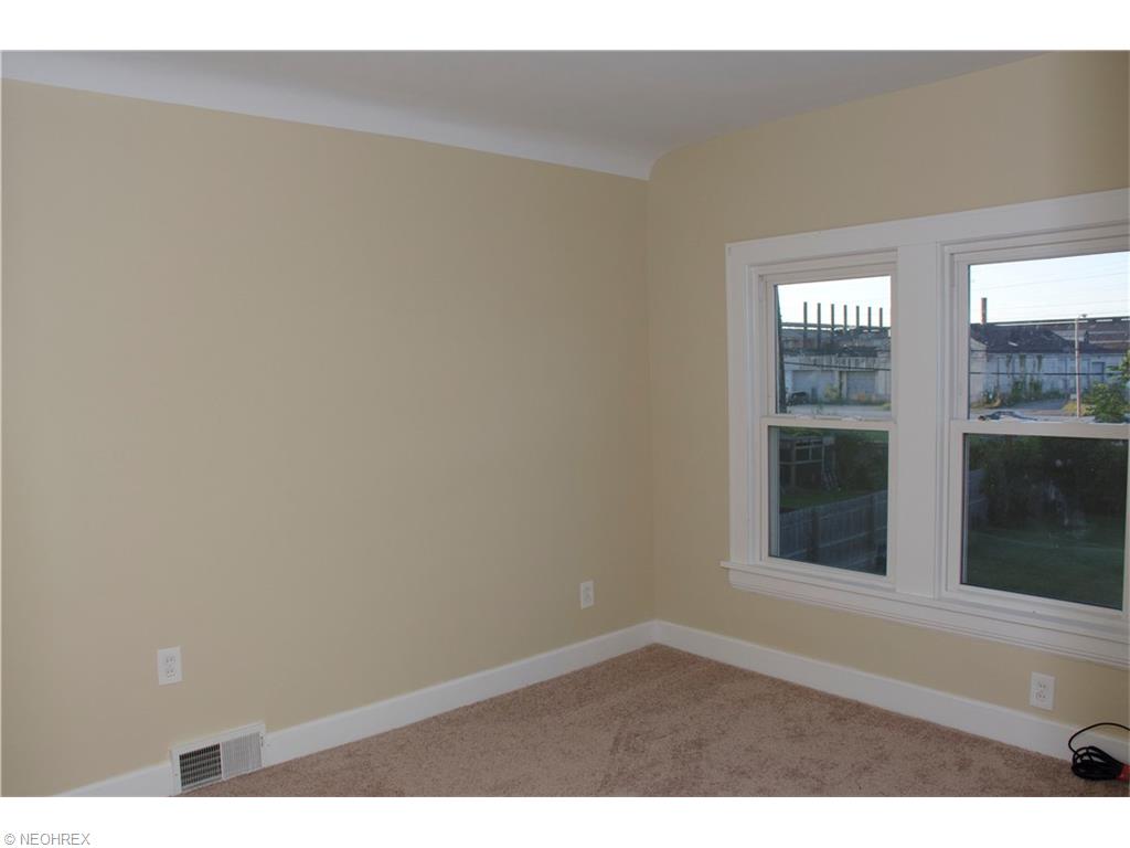 1925 E 29th St, Lorain, OH 44055 photo 18
