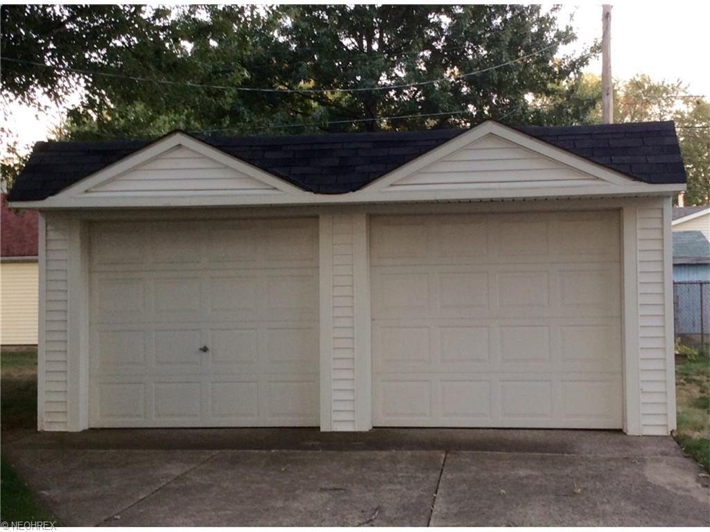 201 Hawthorne St, Elyria, OH 44035 photo 20