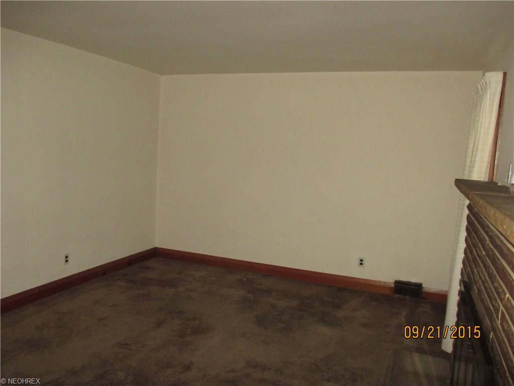 141 Overlook Blvd, Struthers, OH 44471 photo 12