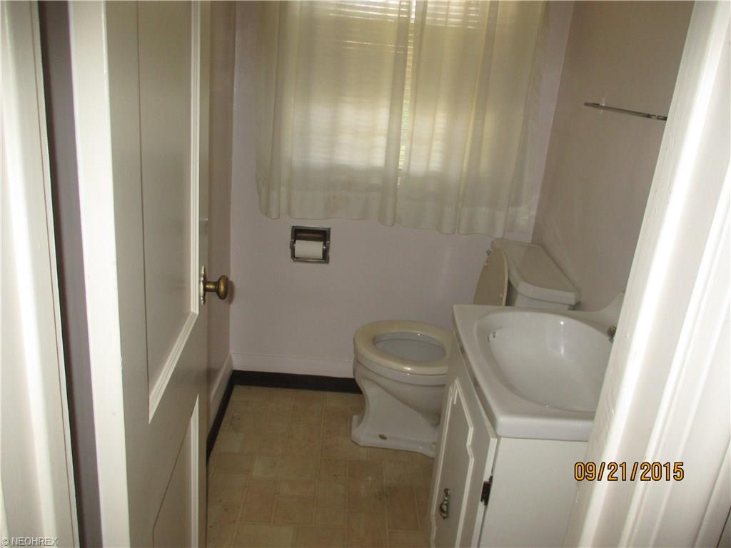 141 Overlook Blvd, Struthers, OH 44471 photo 24