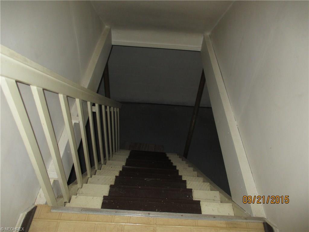 141 Overlook Blvd, Struthers, OH 44471 photo 25