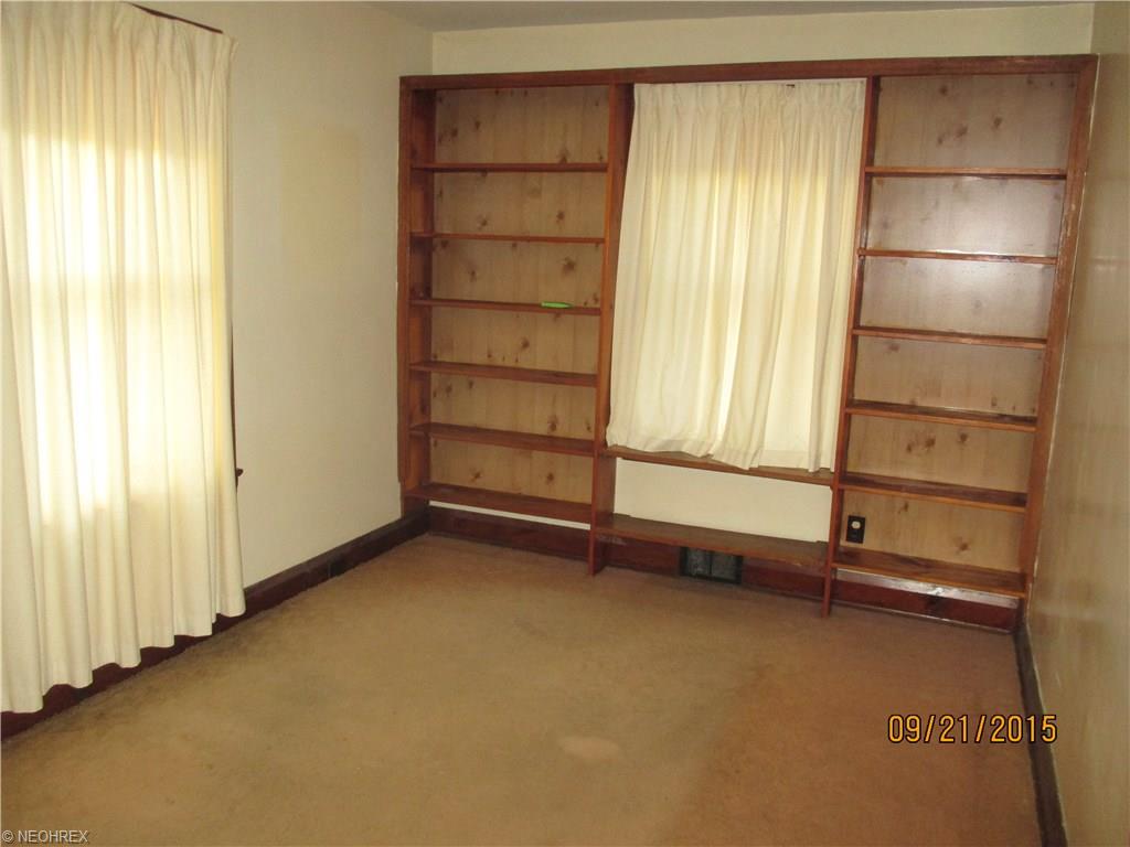 141 Overlook Blvd, Struthers, OH 44471 photo 13