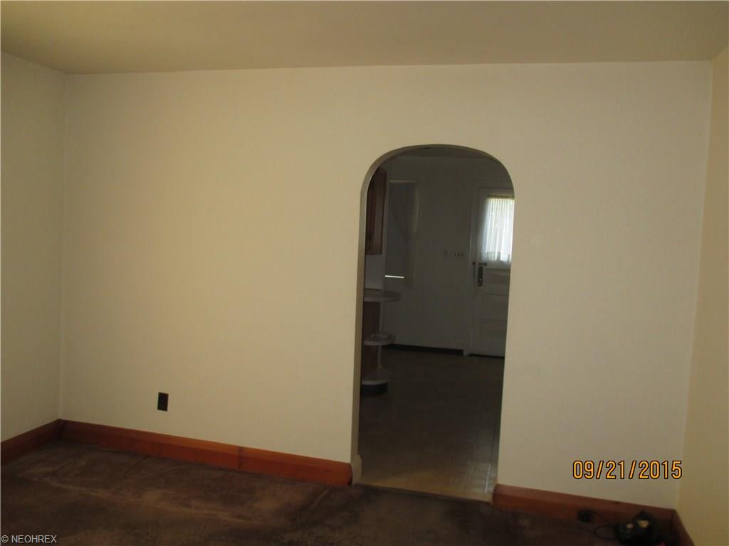 141 Overlook Blvd, Struthers, OH 44471 photo 9