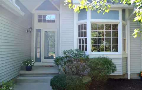 4180 Apache Pl, Copley, OH 44321 photo 2
