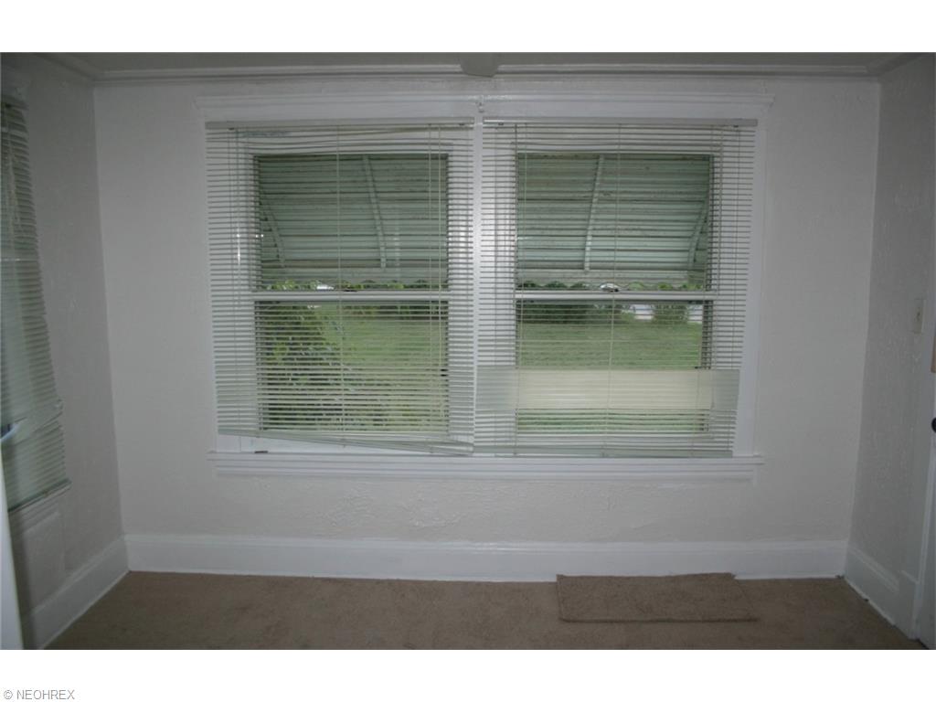 6673 State Rd, Parma, OH 44134 photo 7