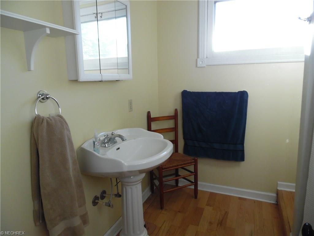1468 E 3rd St, Salem, OH 44460 photo 9