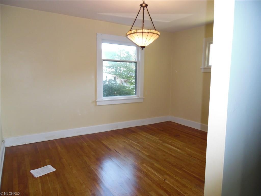 1468 E 3rd St, Salem, OH 44460 photo 5
