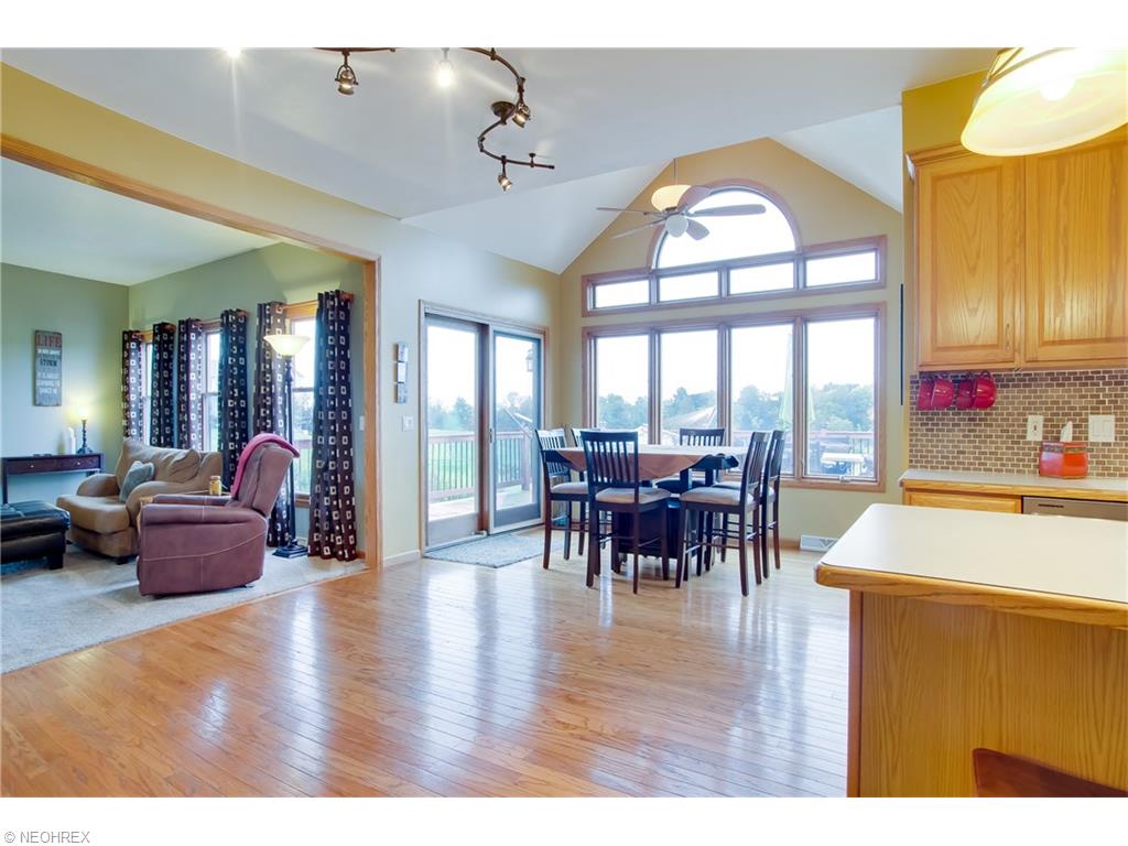 9585 Bascom Rd, Chardon, OH 44024 photo 8