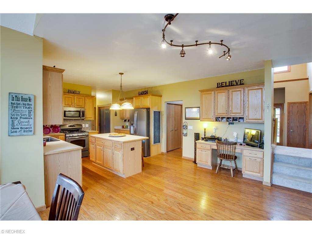 9585 Bascom Rd, Chardon, OH 44024 photo 9