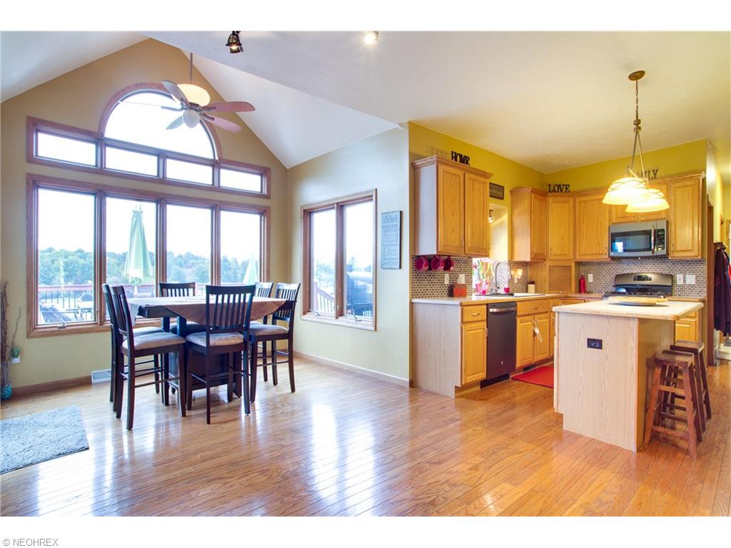 9585 Bascom Rd, Chardon, OH 44024 photo 7