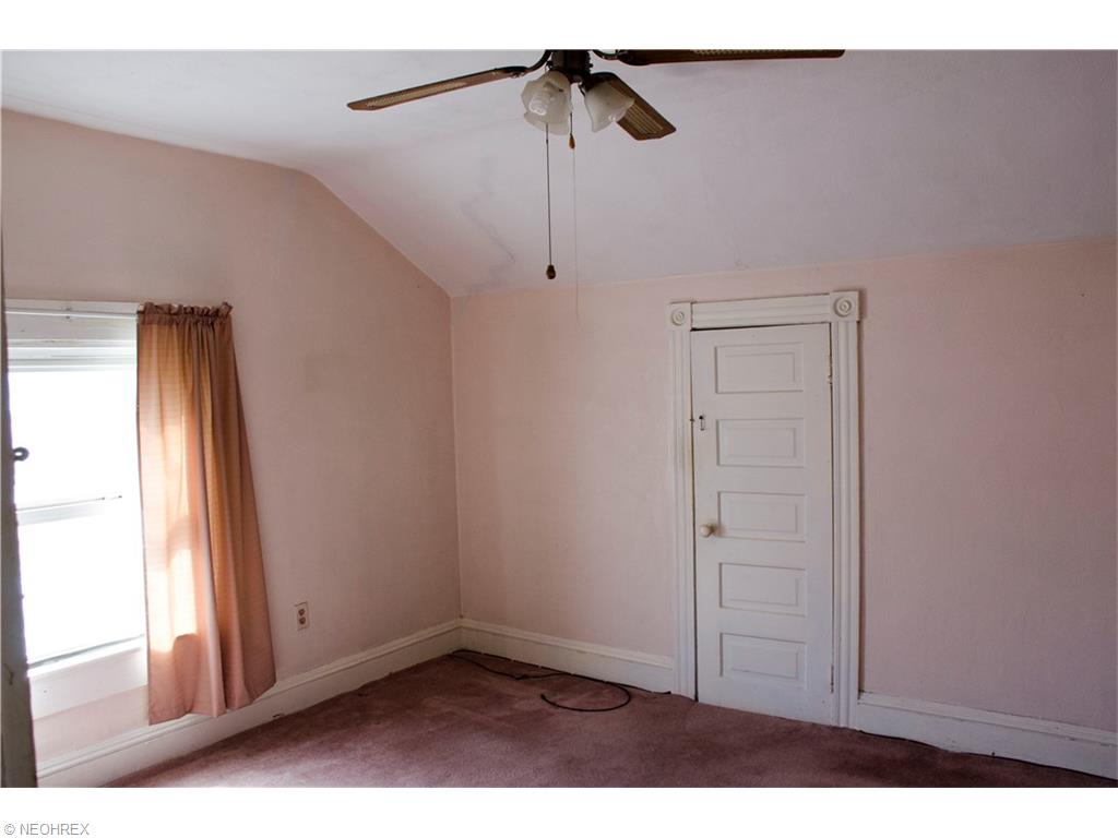 1929 E 29th St, Lorain, OH 44055 photo 14